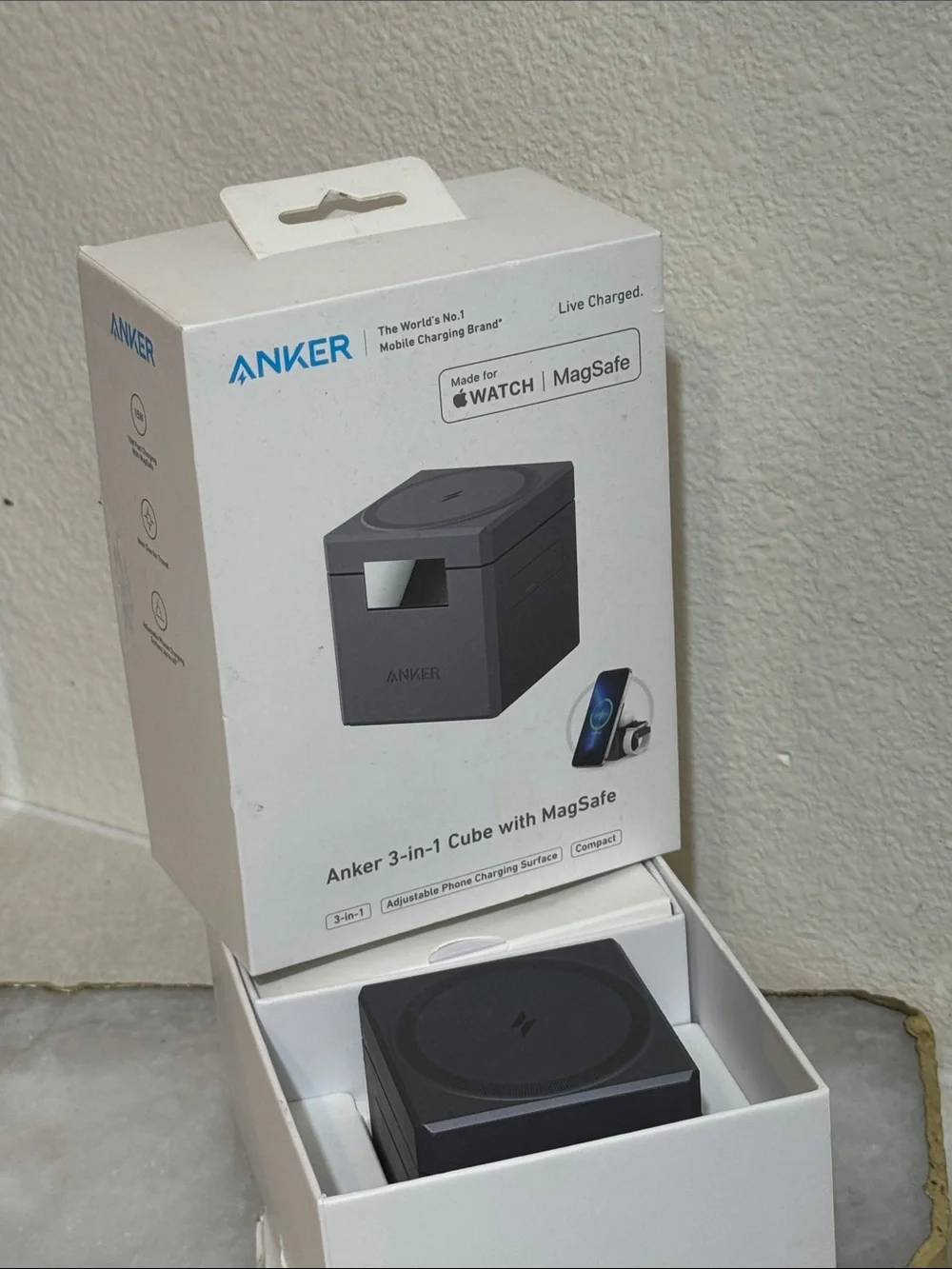 Anker 3-in-1 Foldable MagSafe Qi2 Charging Station -